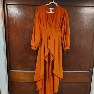 Unique Flying tomato long top brunt orange size large long sleeves NWOT